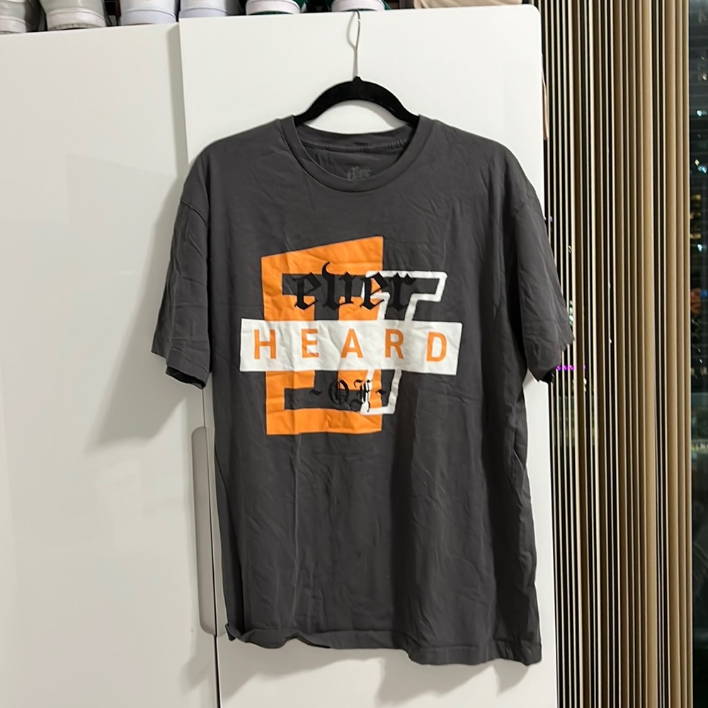 Comfy dark gray Tee